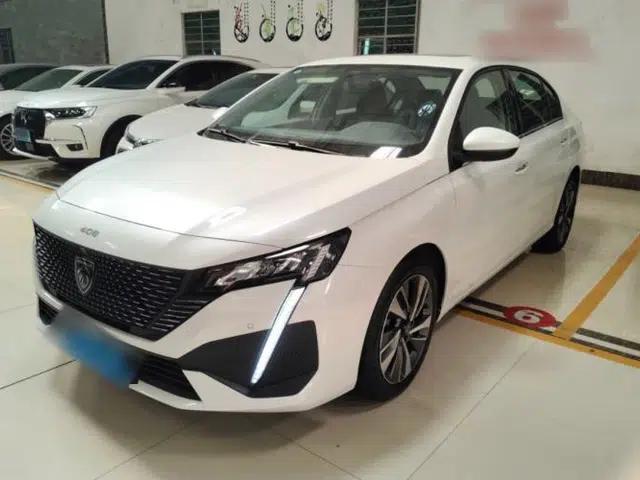 Peugeot 408 2022 1.6T Light-Chasing Edition