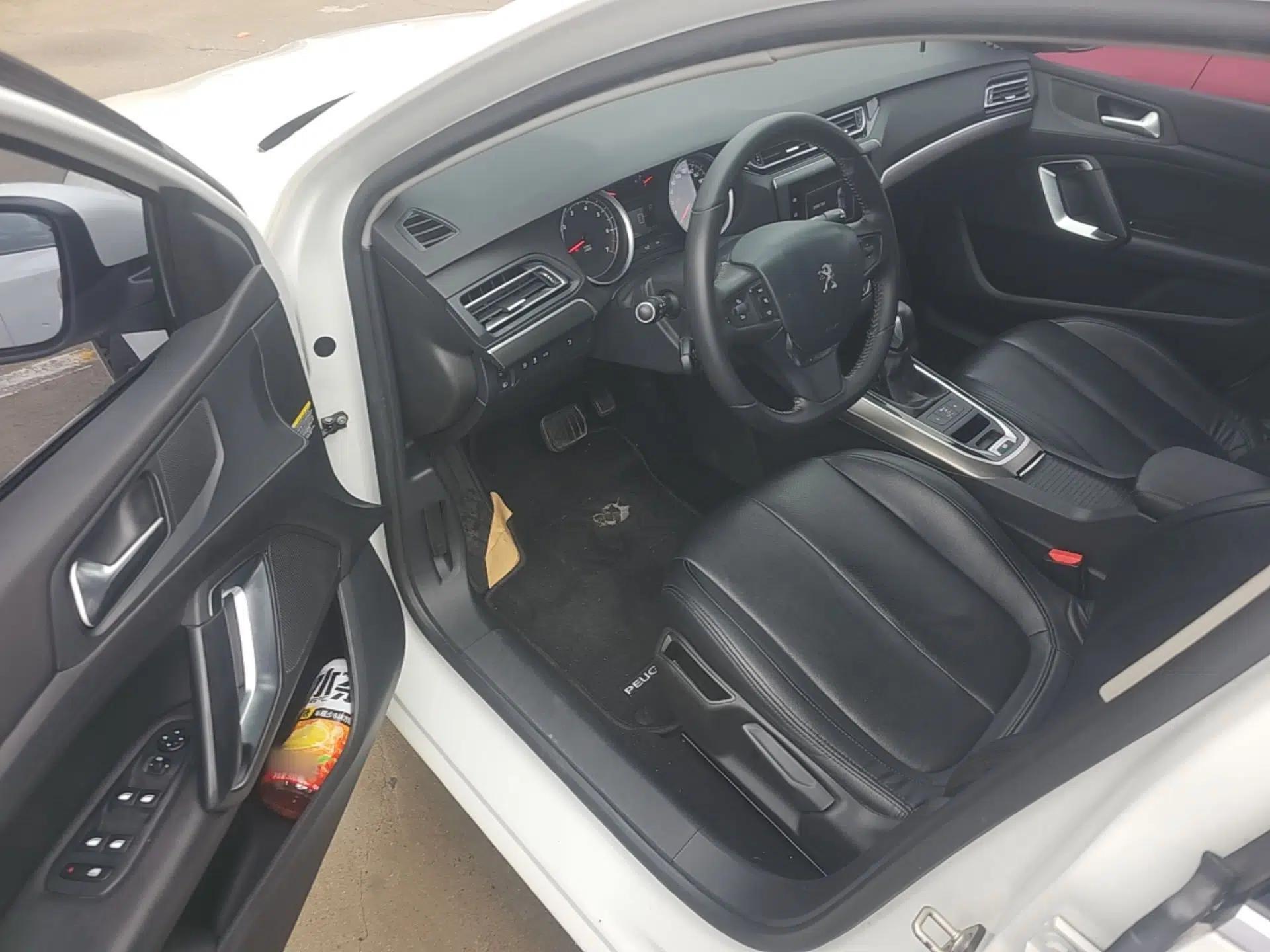 Peugeot 408 2015 1.2T Automatic Luxury Edition — миниатюра 19