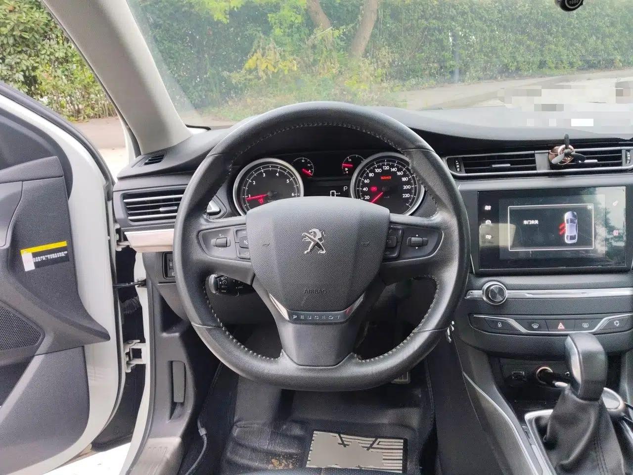 Peugeot 408 2014 1.8L Automatic Luxury Edition — миниатюра 11