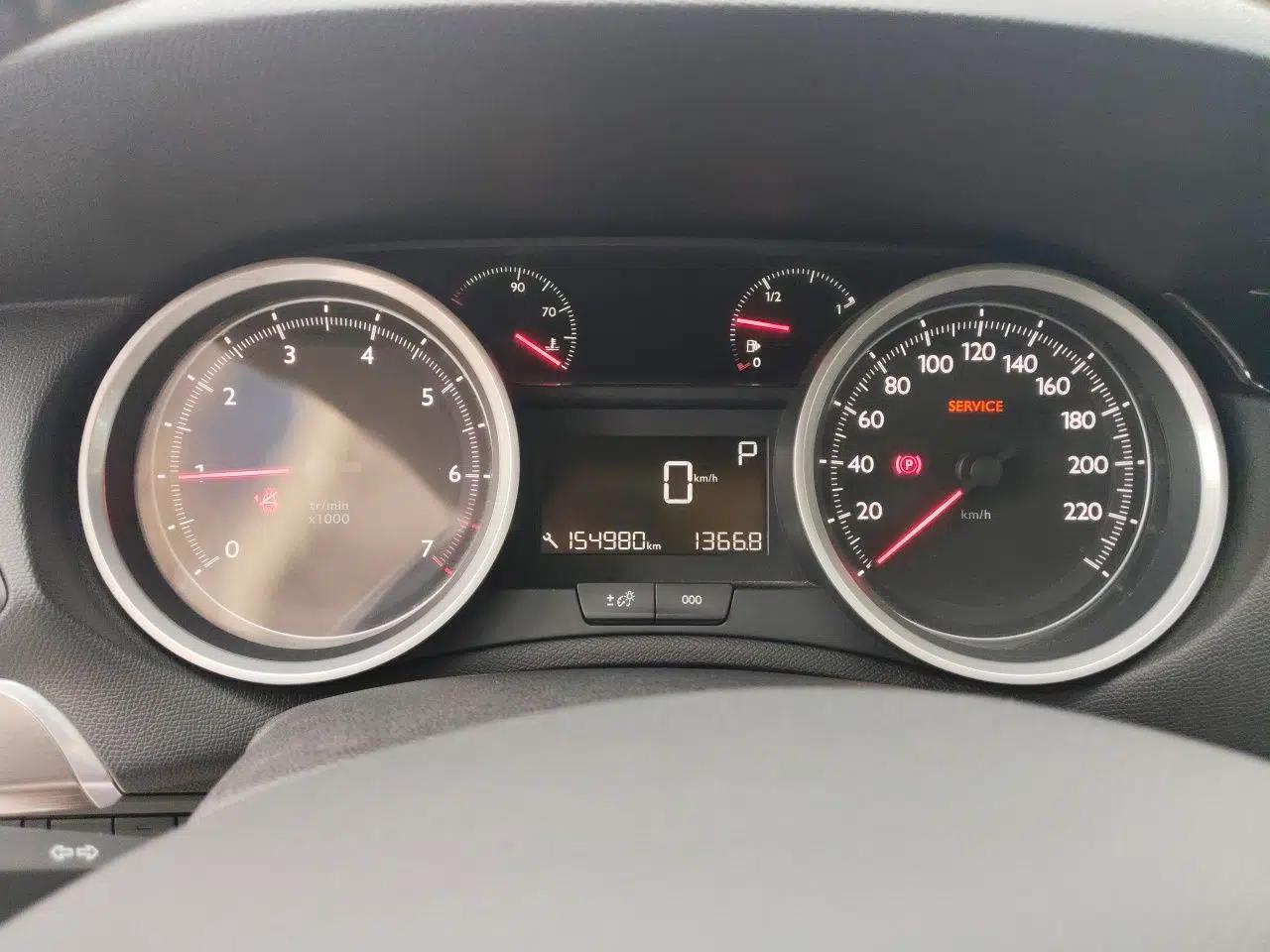 Peugeot 408 2014 1.8L Automatic Luxury Edition — миниатюра 12