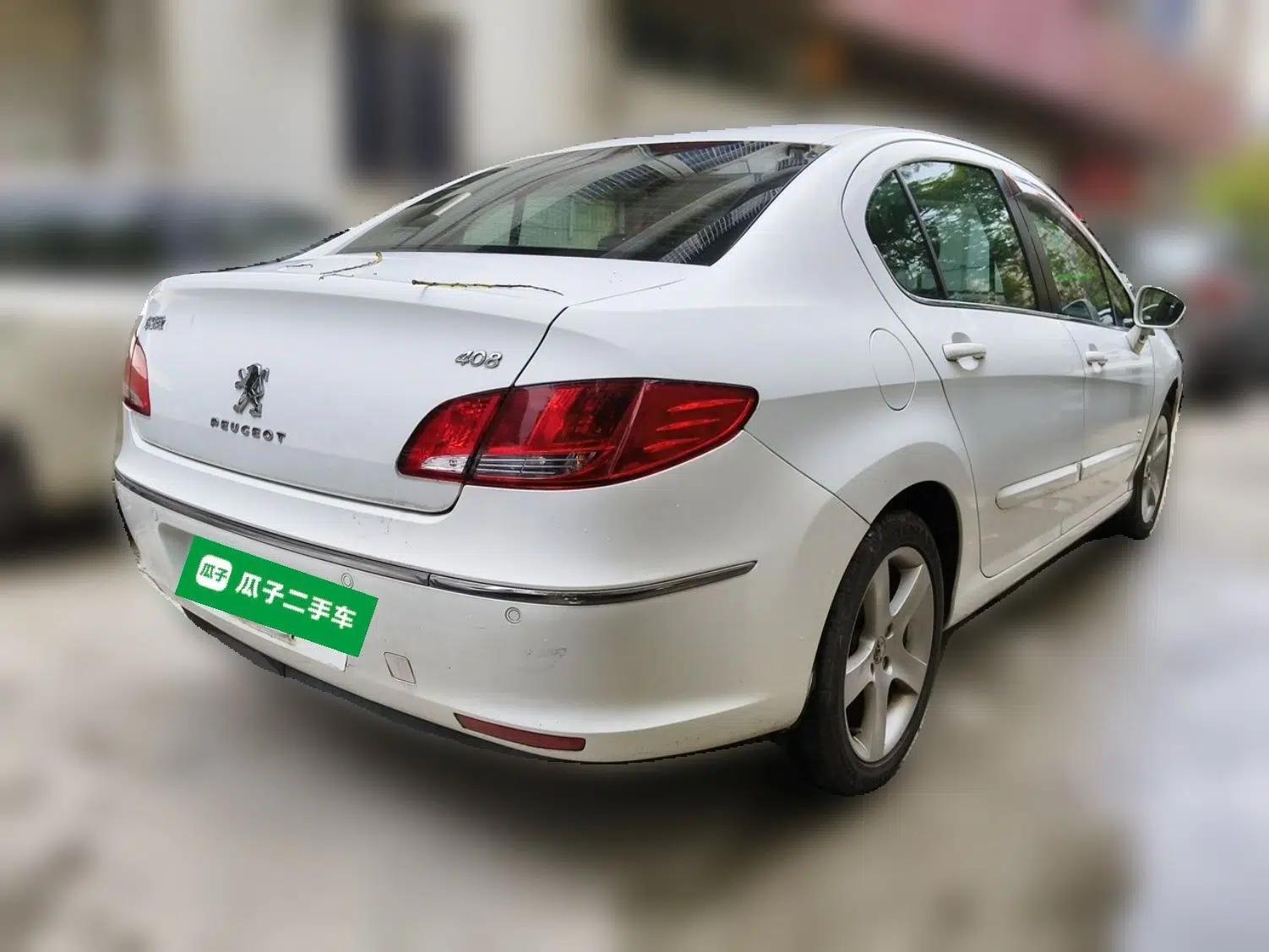 Peugeot 408 2011 2.0L Automatic Comfort Edition — миниатюра 6