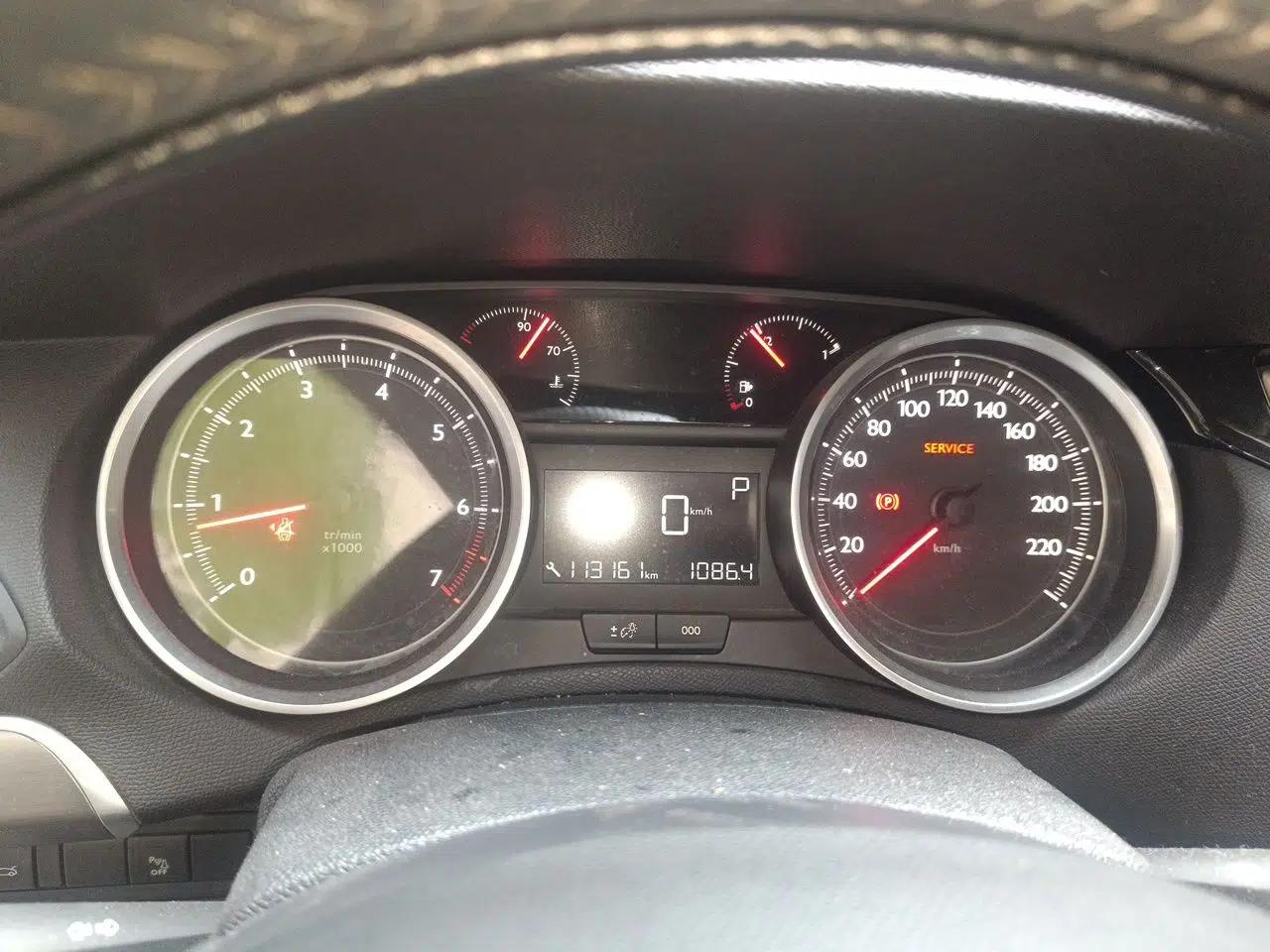 Peugeot 408 2014 1.8L Automatic Luxury Edition — миниатюра 12