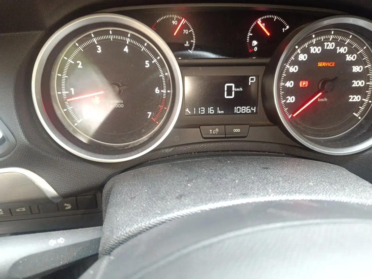Peugeot 408 2014 1.8L Automatic Luxury Edition — миниатюра 13
