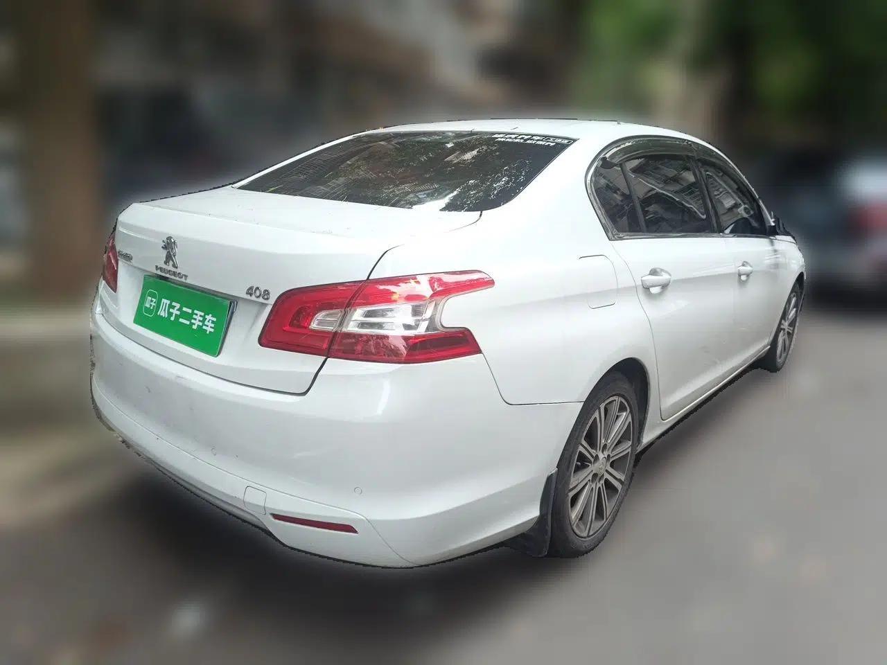 Peugeot 408 2014 1.8L Automatic Luxury Edition — миниатюра 6