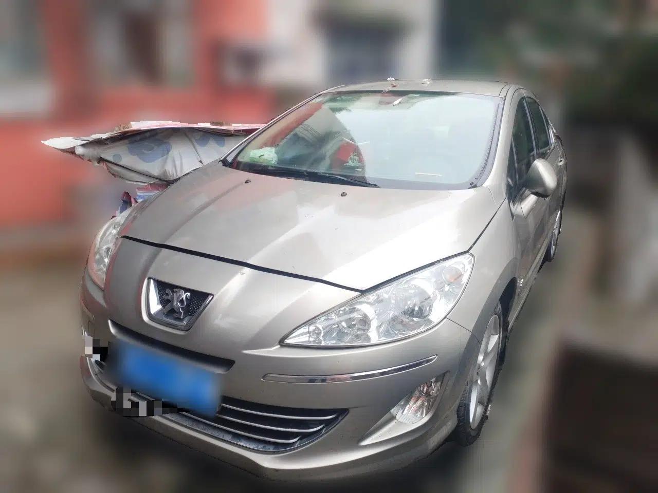 Peugeot 408 2011 2.0L Automatic Comfort Edition — миниатюра 1