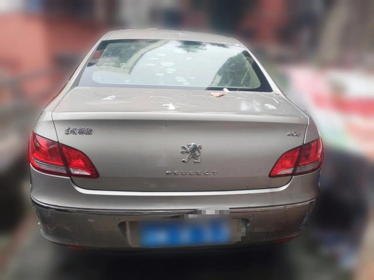 Peugeot 408 2011 2.0L Automatic Comfort Edition — миниатюра 5