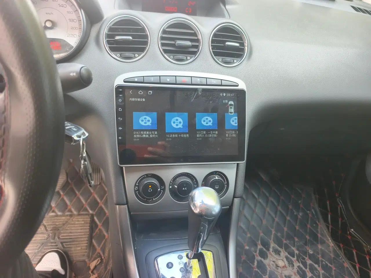 Peugeot 408 2010 2.0L Automatic Comfort Edition — миниатюра 14