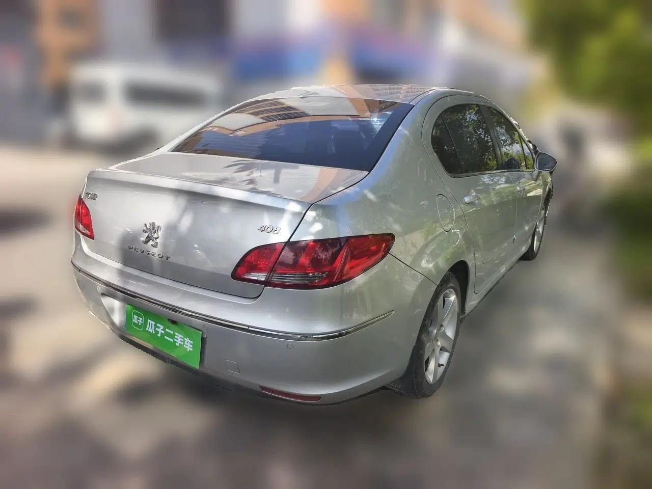 Peugeot 408 2010 2.0L Automatic Comfort Edition — миниатюра 6