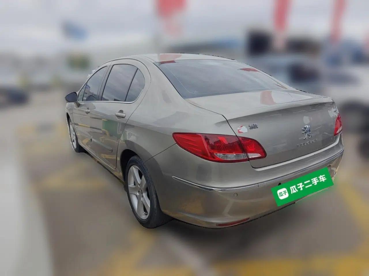 Peugeot 408 2011 2.0L Manual Comfort Edition — миниатюра 4