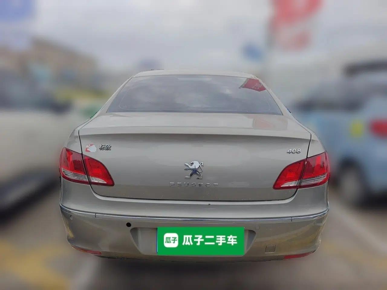 Peugeot 408 2011 2.0L Manual Comfort Edition — миниатюра 5