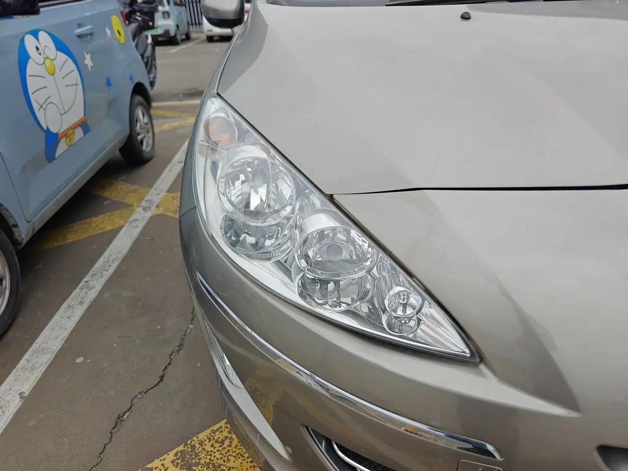 Peugeot 408 2011 2.0L Manual Comfort Edition — миниатюра 7