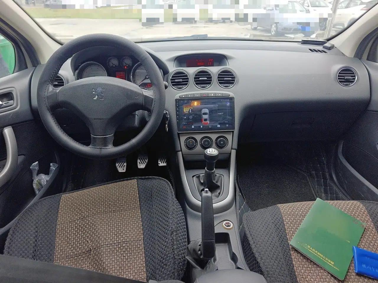 Peugeot 408 2011 2.0L Manual Comfort Edition — миниатюра 10