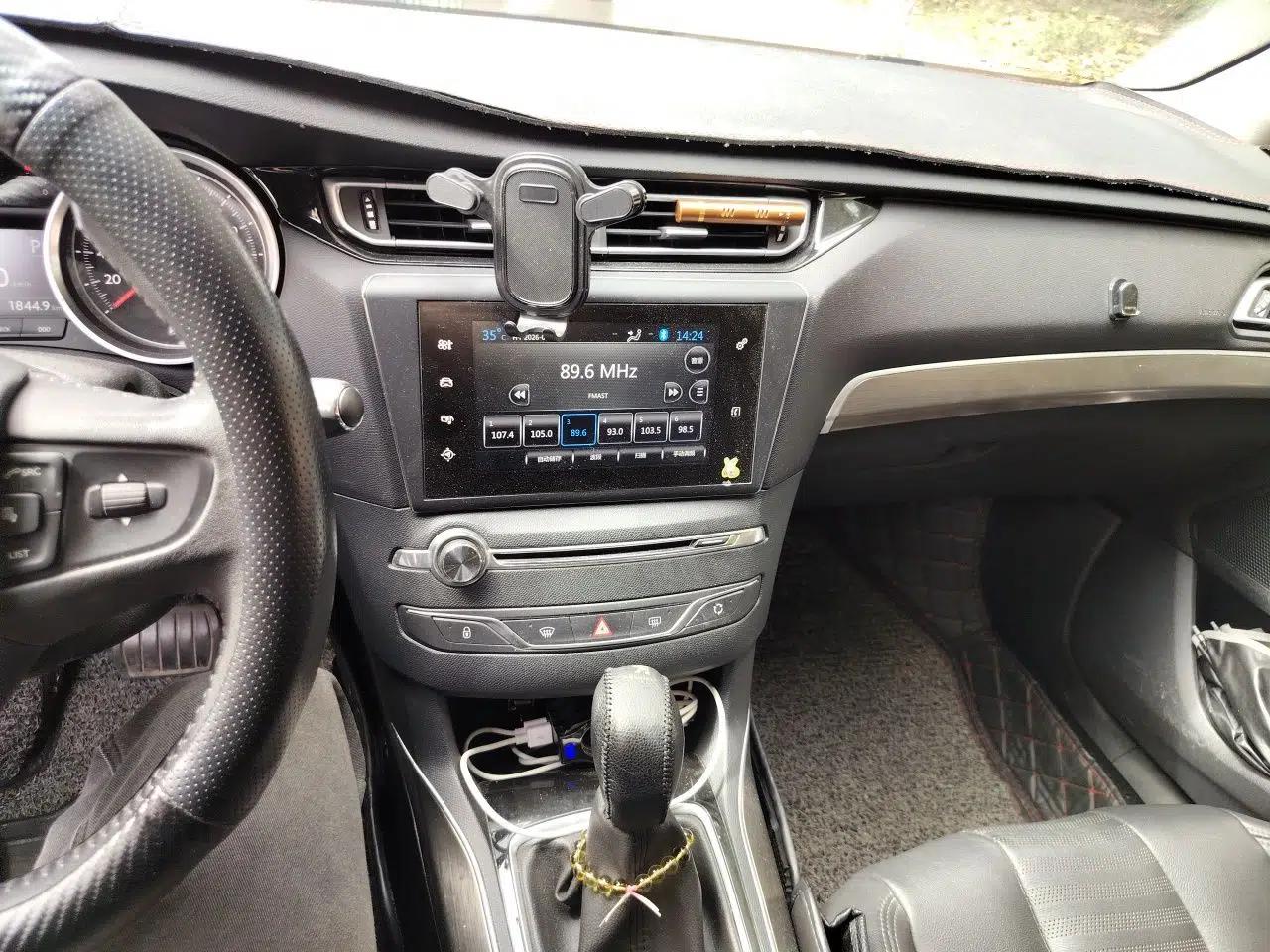 Peugeot 408 2014 1.6T Automatic Prestige Edition — миниатюра 14