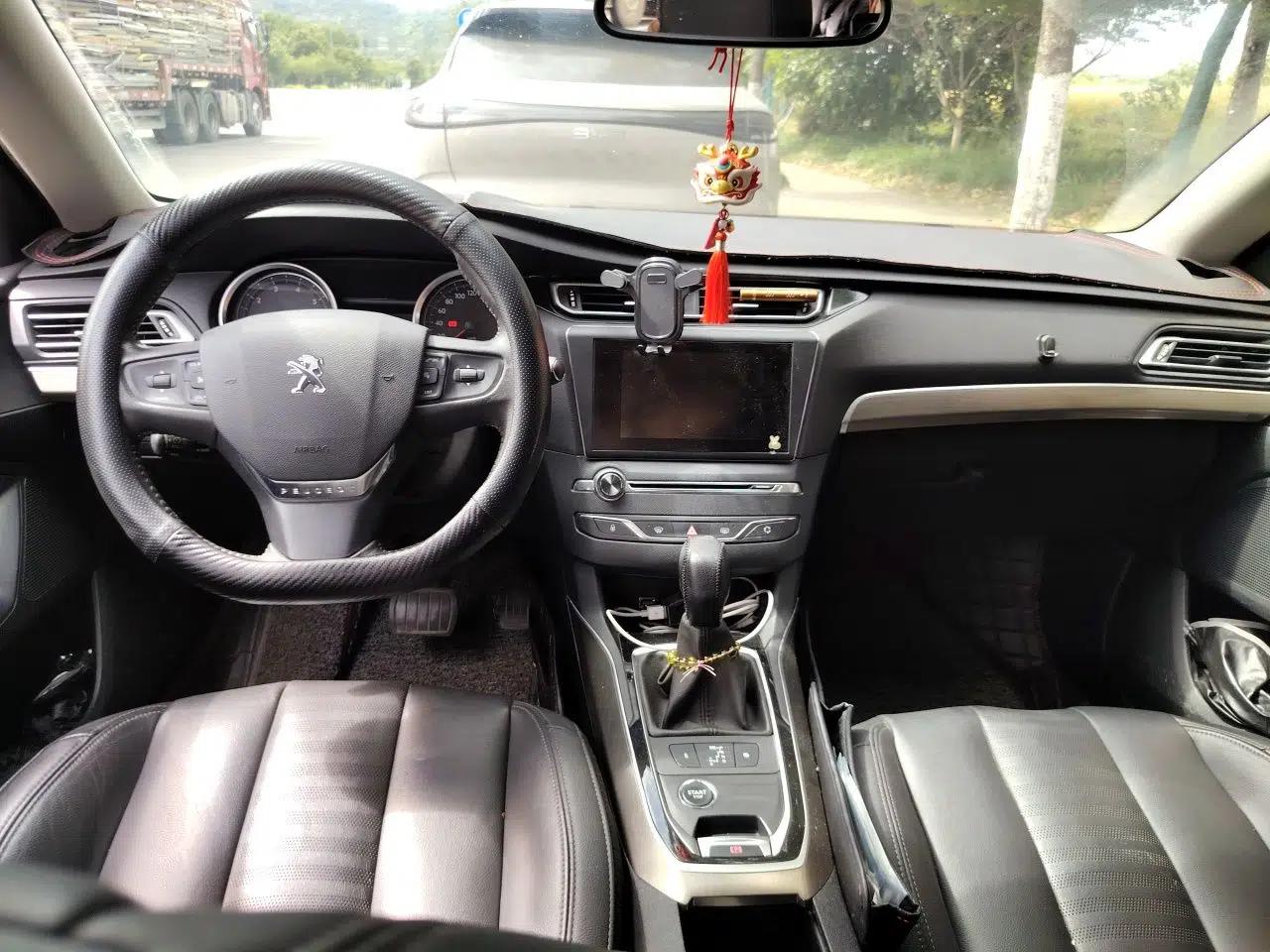 Peugeot 408 2014 1.6T Automatic Prestige Edition — миниатюра 10