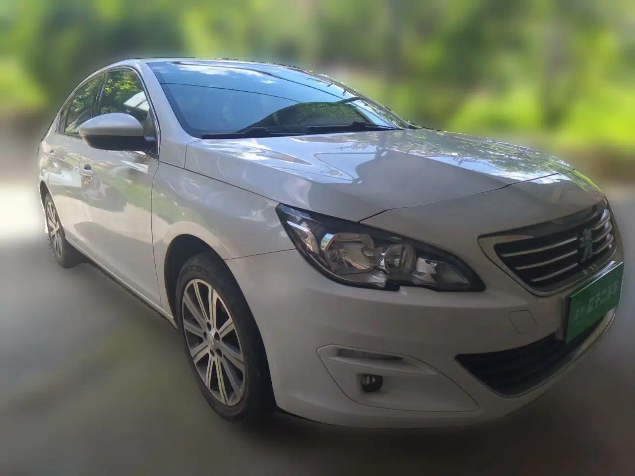 Peugeot 408 2016 1.6T Automatic Luxury Edition — миниатюра 3