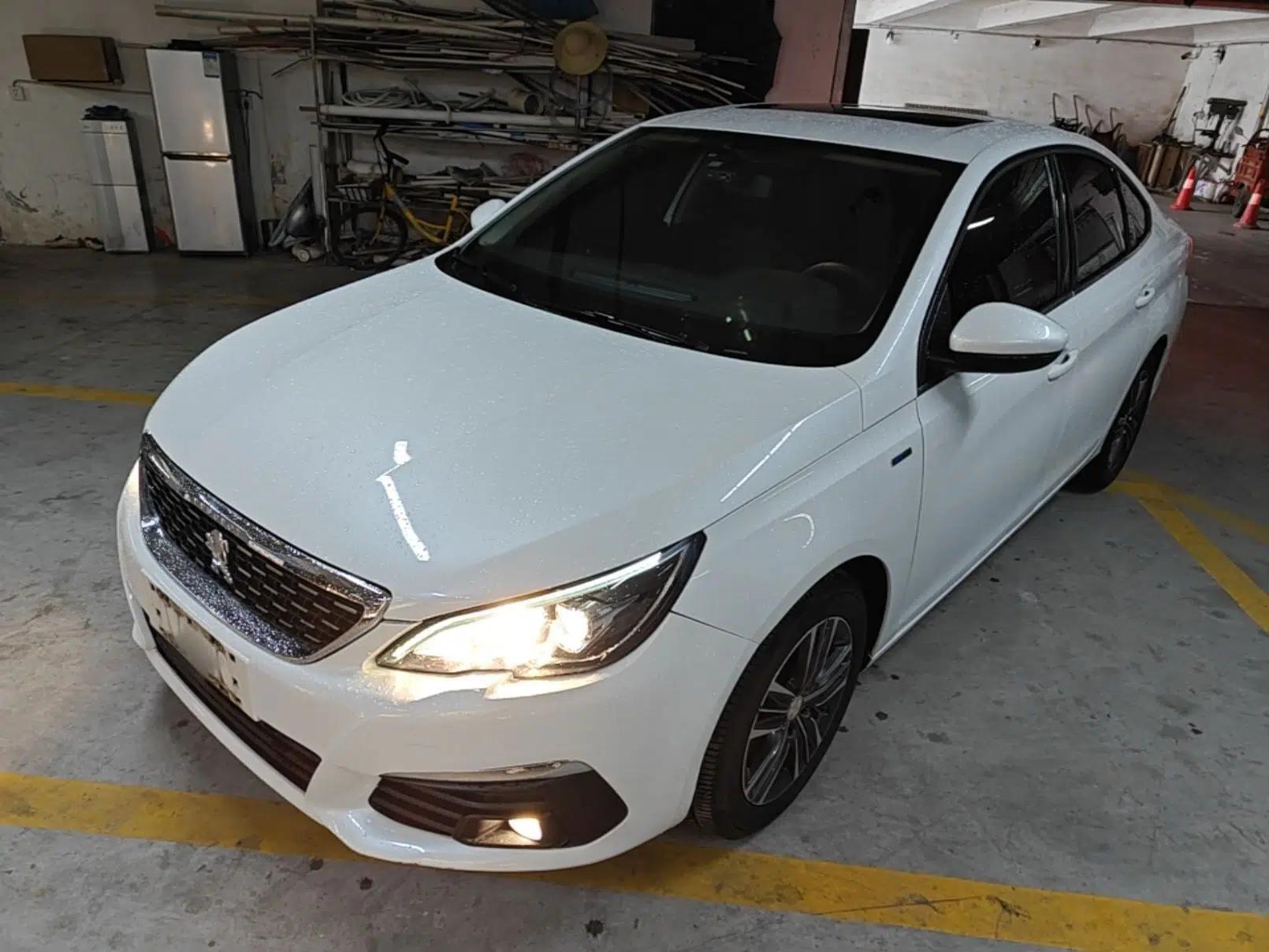 Peugeot 308 2019 230THP Automatic Luxury Edition China V Standard — миниатюра 1