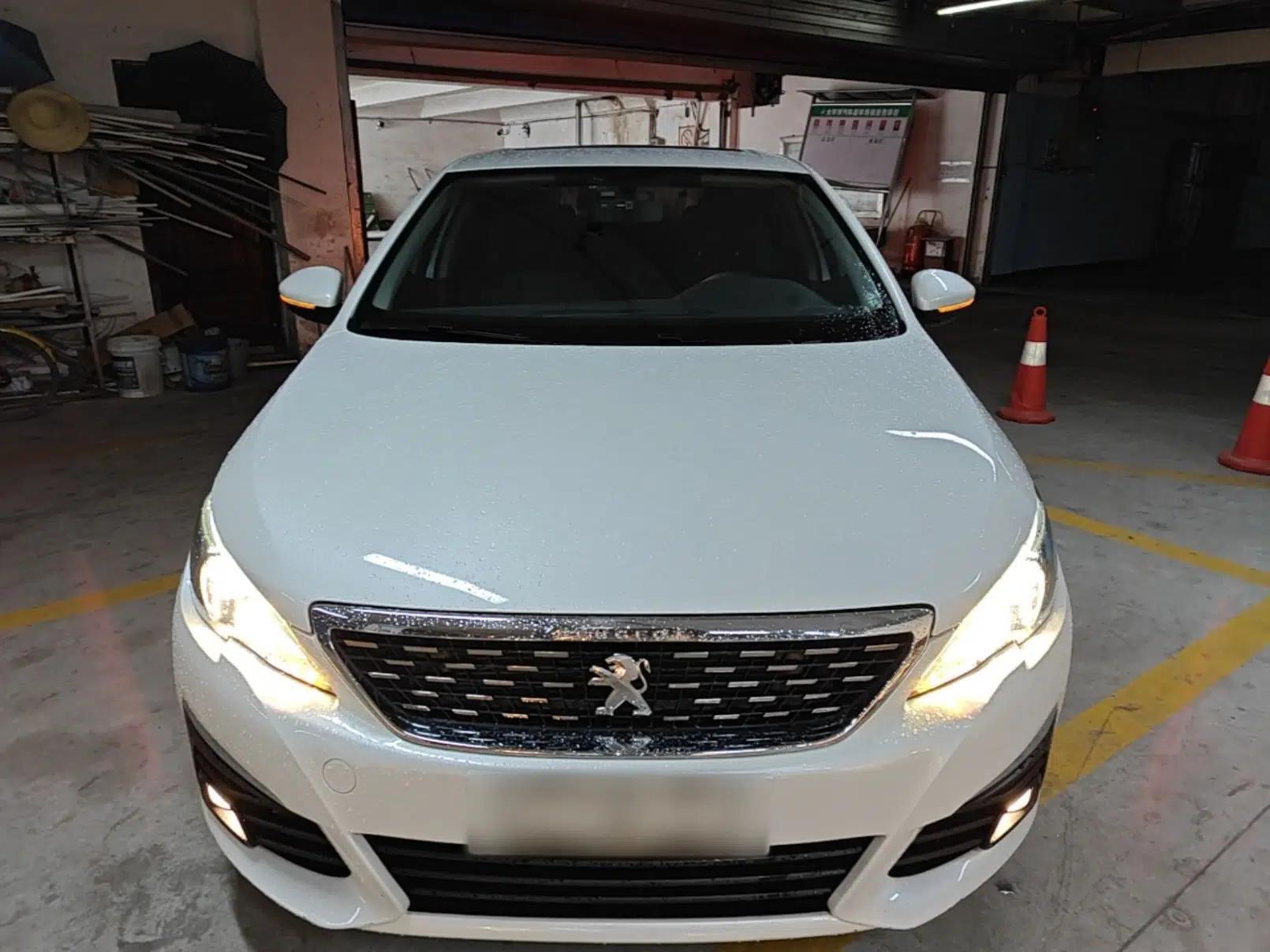Peugeot 308 2019 230THP Automatic Luxury Edition China V Standard — миниатюра 2