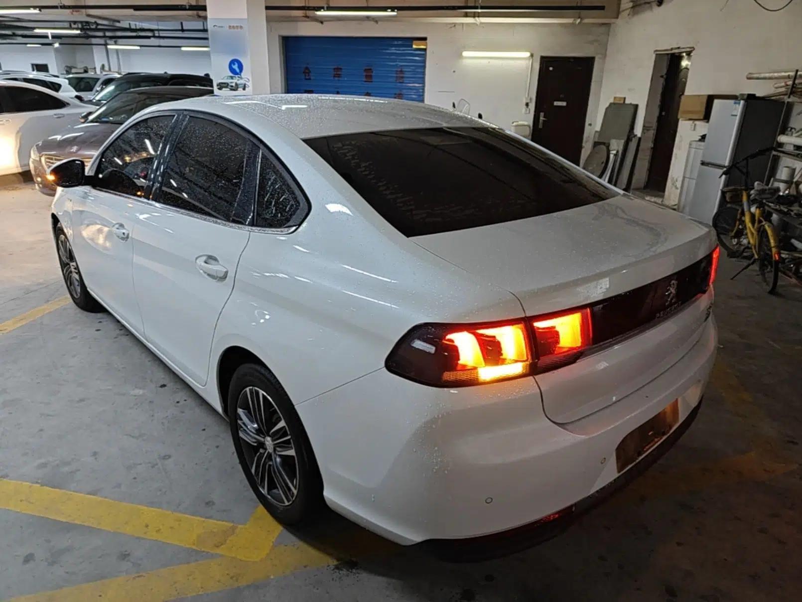 Peugeot 308 2019 230THP Automatic Luxury Edition China V Standard — миниатюра 4
