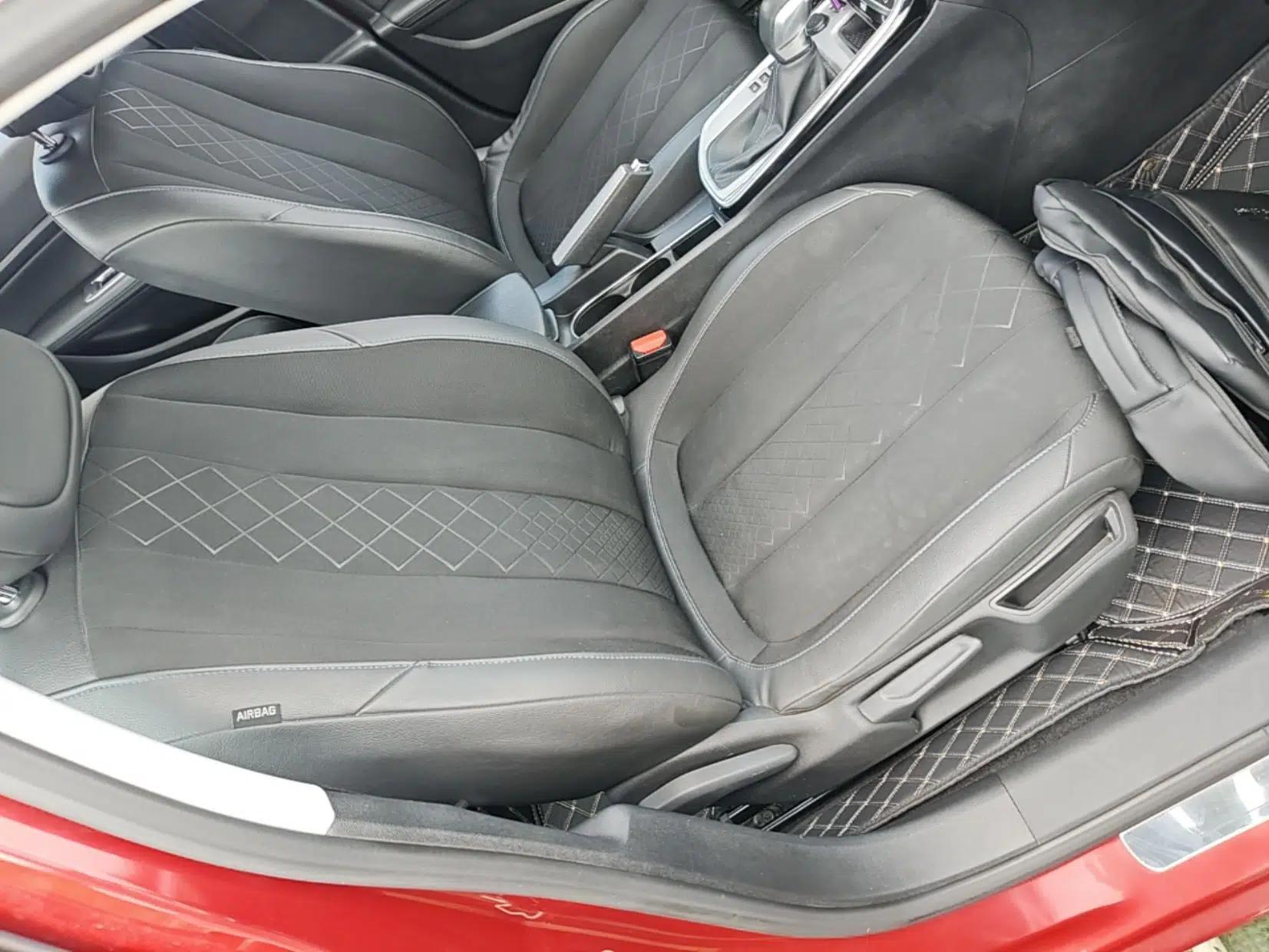 Peugeot 308 2016 230THP Automatic Luxury Edition — миниатюра 23