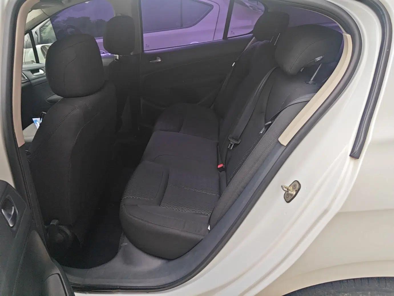 Peugeot 308 2014 Enjoy Edition Classic 1.6L Automatic Premium Model — миниатюра 20