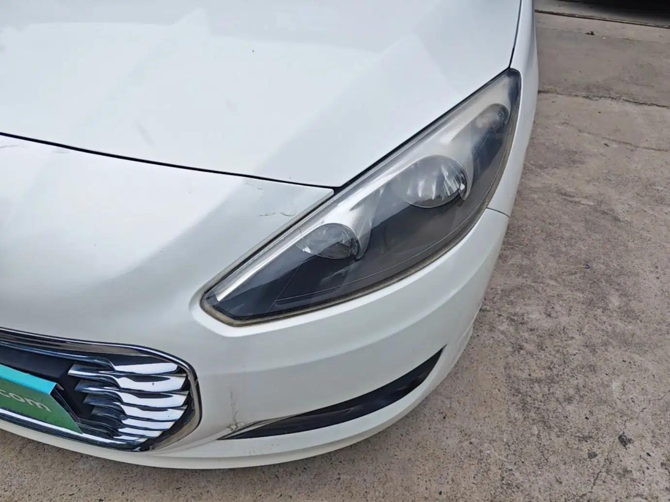 Peugeot 308 2014 Enjoy Edition Classic 1.6L Automatic Premium Model — миниатюра 9