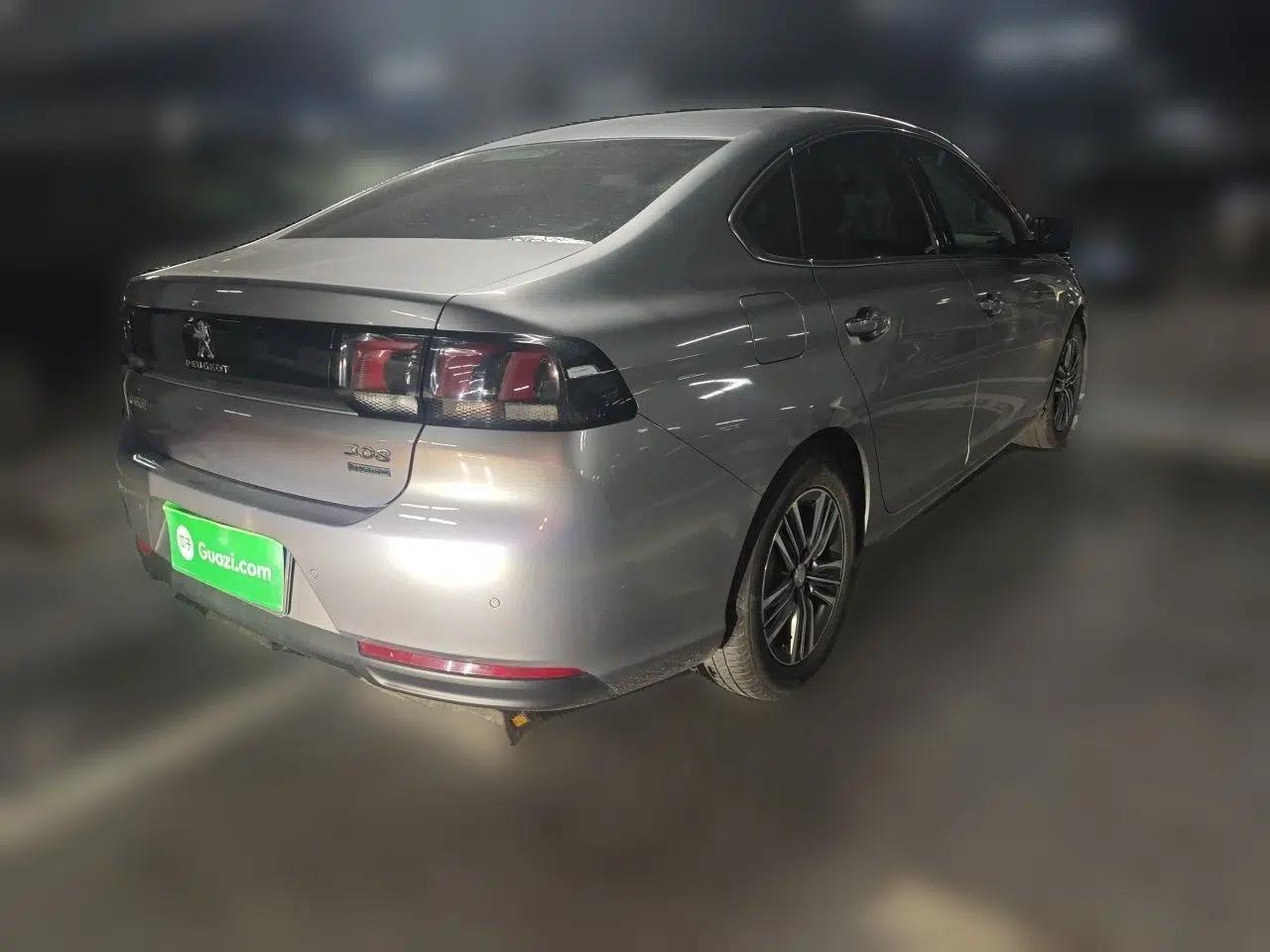 Peugeot 308 2016 230THP Automatic Luxury Edition — миниатюра 6