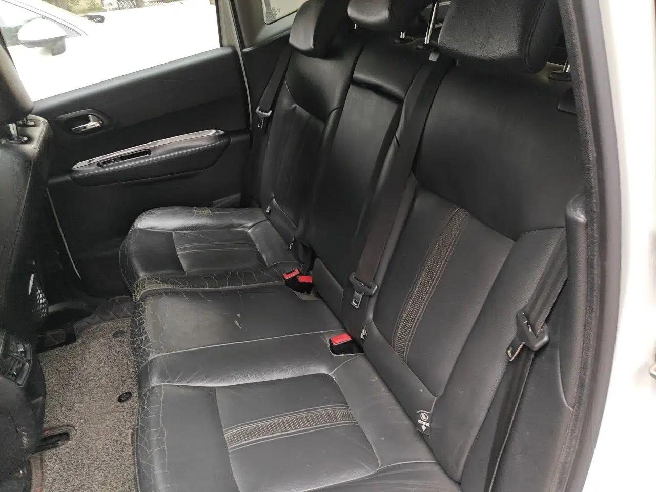 Peugeot 3008 2013 2.0L Automatic Trend Edition — миниатюра 18