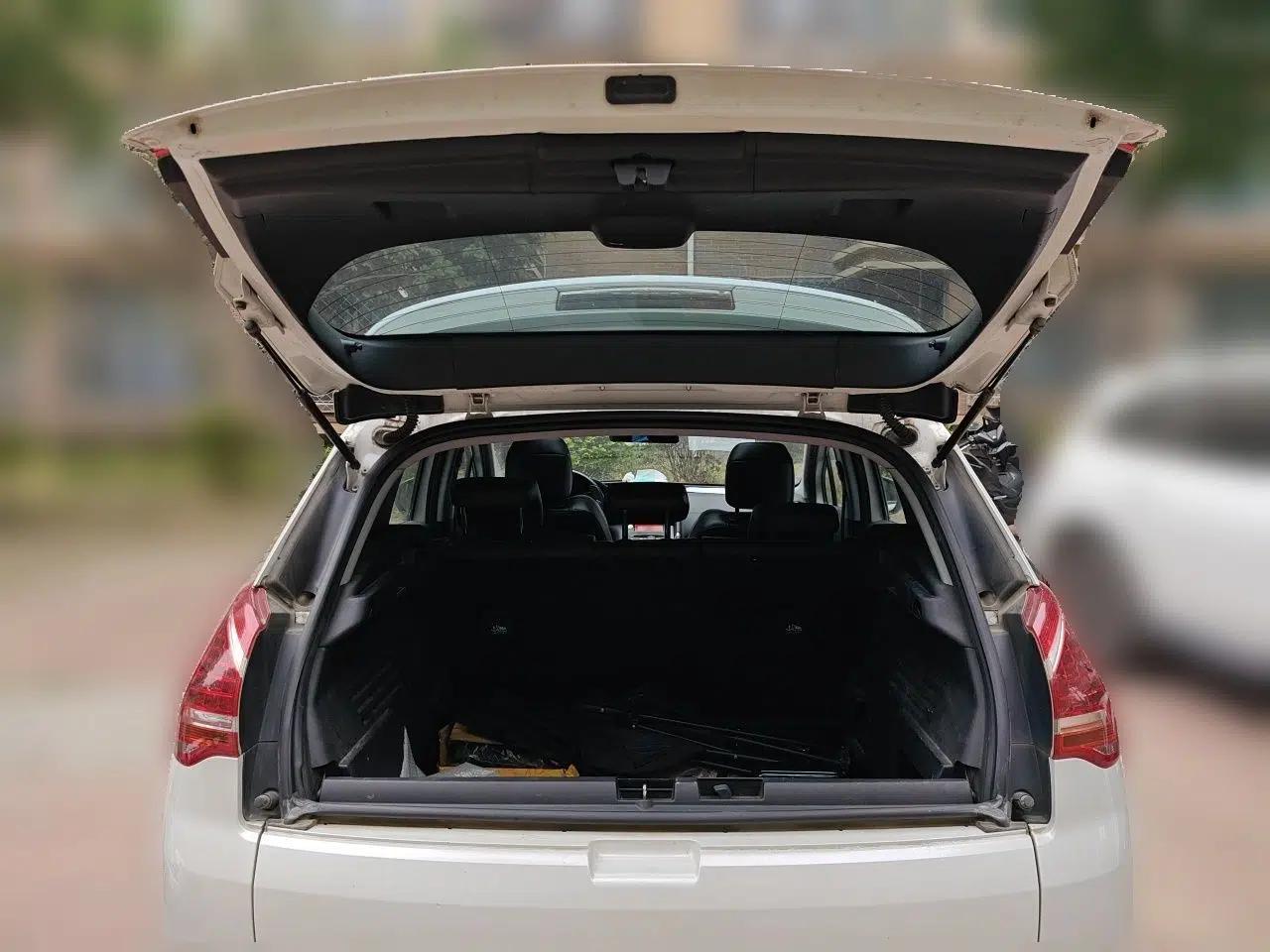 Peugeot 3008 2013 2.0L Automatic Trend Edition — миниатюра 20