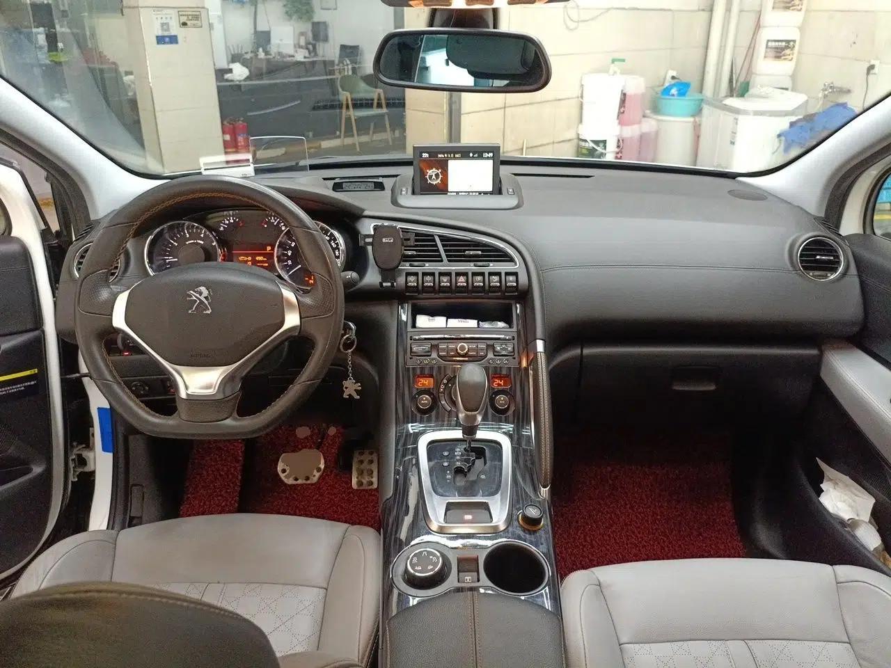 Peugeot 3008 2014 1.6THP Roland Garros Edition — миниатюра 10
