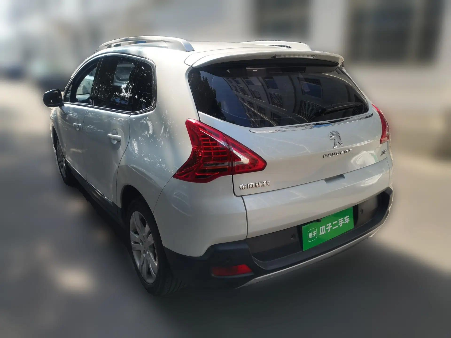 Peugeot 3008 2015 2.0L Automatic Trend Edition — миниатюра 4