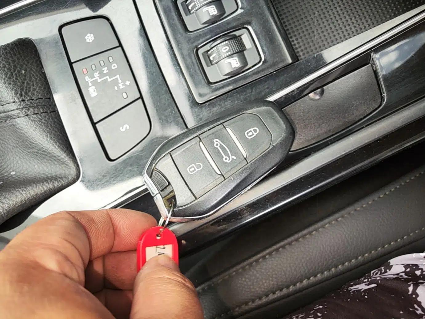 Peugeot 508 2015 1.6THP Automatic Prestige Edition — миниатюра 12