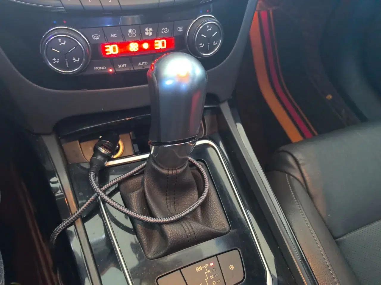 Peugeot 508 2011 2.3L Automatic Luxury Edition — миниатюра 15