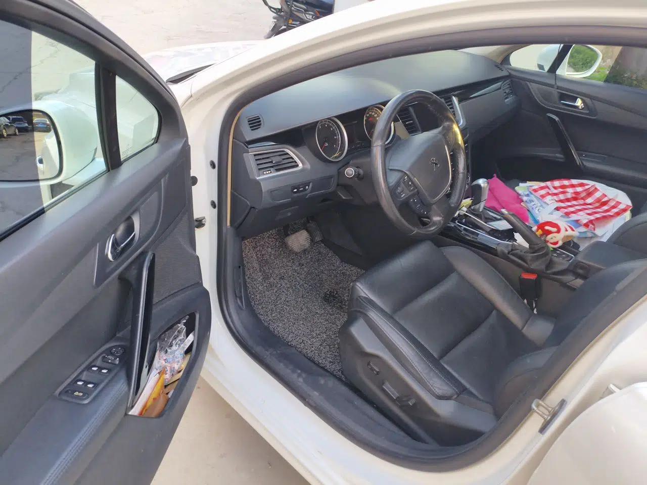Peugeot 508 2012 2.0L Automatic Smart Enjoyment Version — миниатюра 17