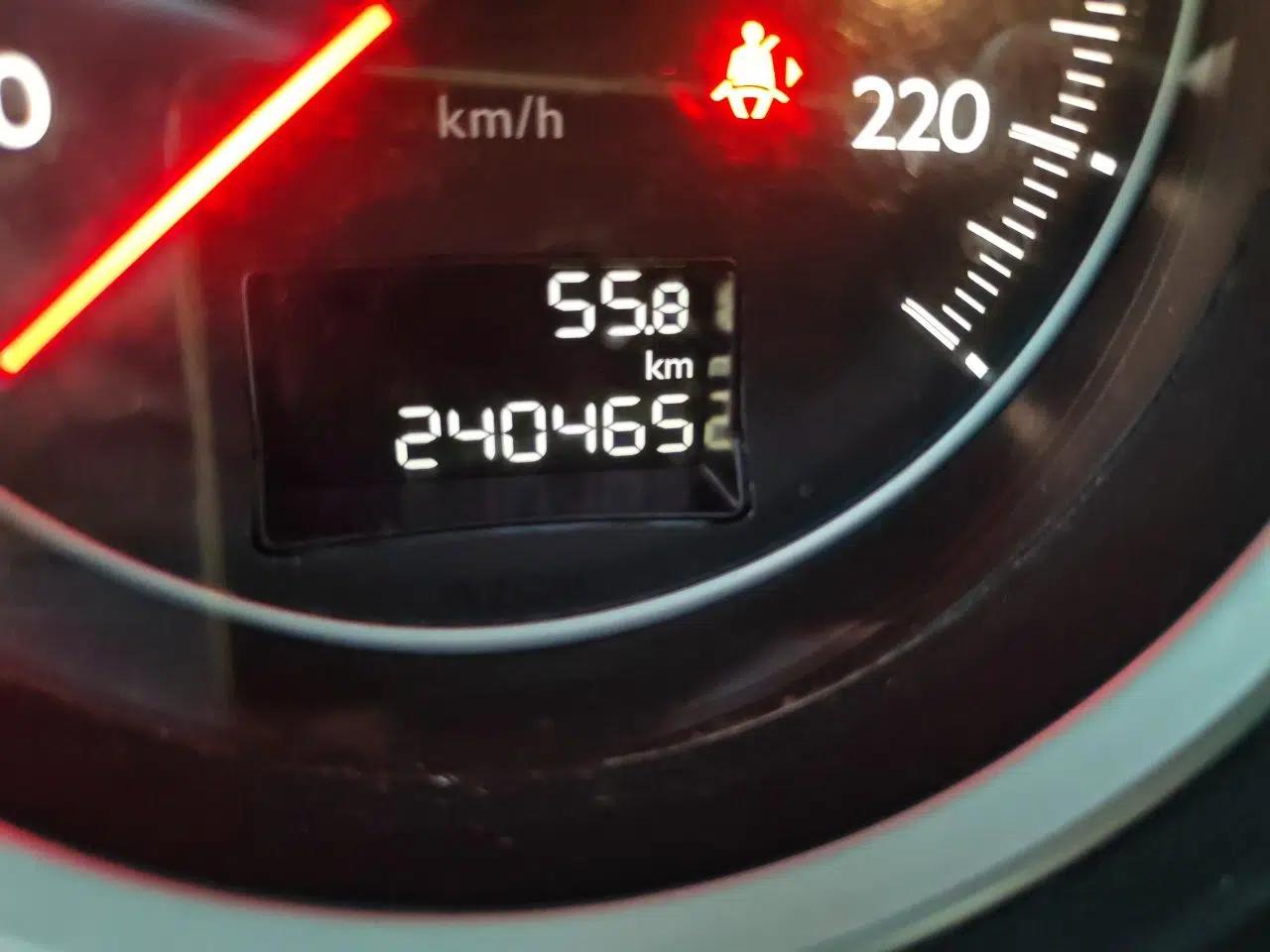 Peugeot 508 2012 2.0L Automatic Classic Edition — миниатюра 13