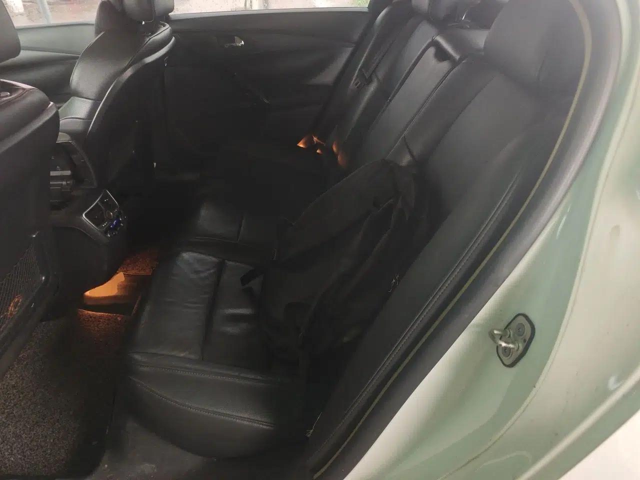 Peugeot 508 2012 2.3L Automatic Smart Edition — миниатюра 18