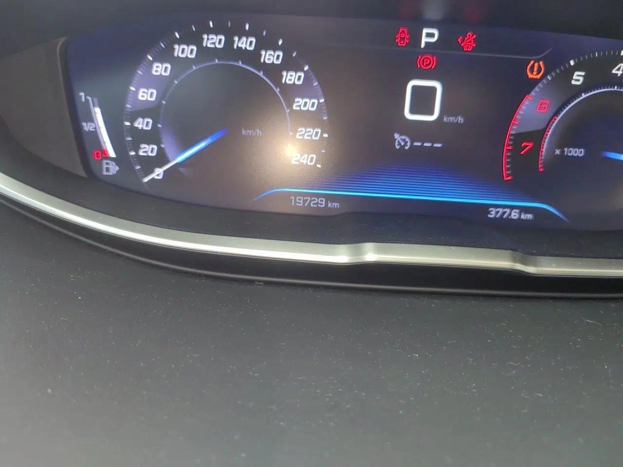 Peugeot 4008 2021 360THP Performance Edition — миниатюра 13