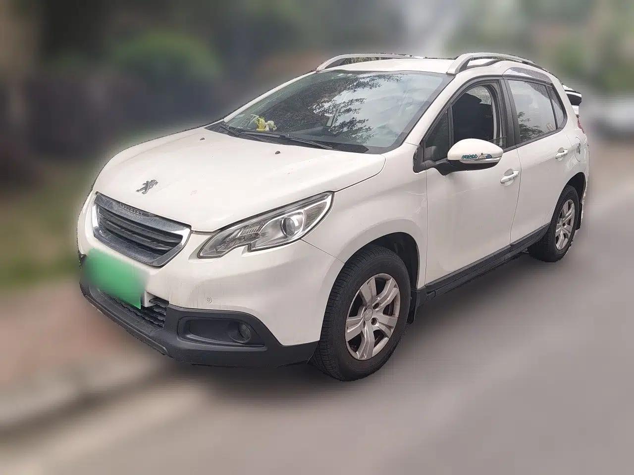 Peugeot 2008 2014 1.6L Automatic Trend Edition — миниатюра 1