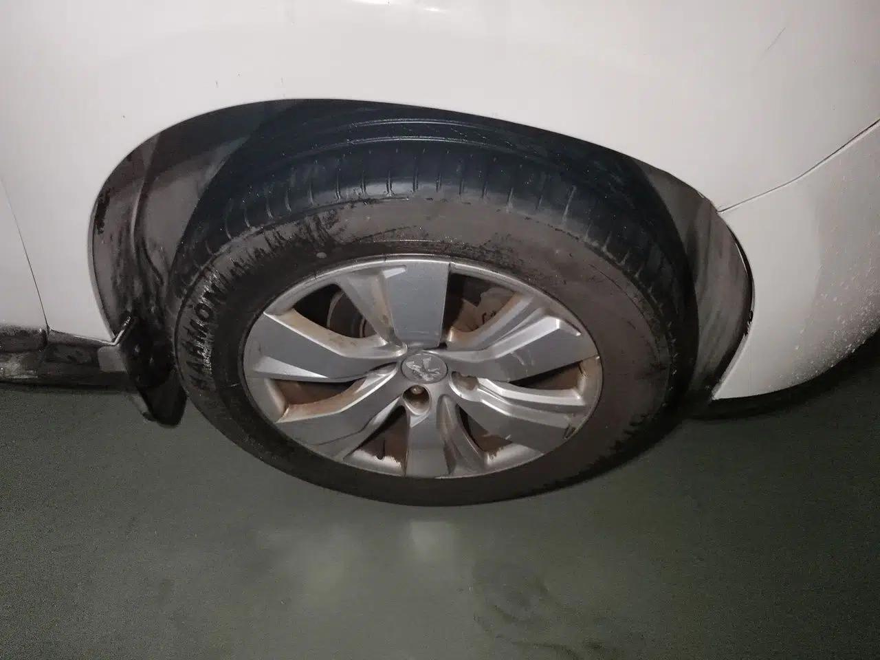 Peugeot 2008 2014 1.6L Automatic Fashion Edition — миниатюра 8