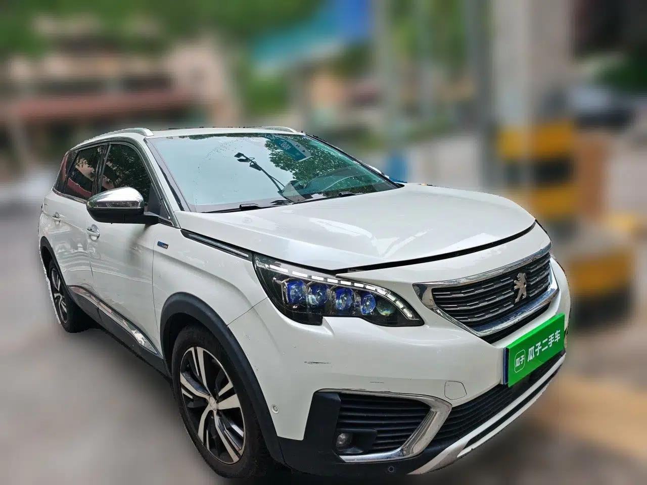 Peugeot 5008 2017 350THP 7-Seater Elite Edition — миниатюра 3