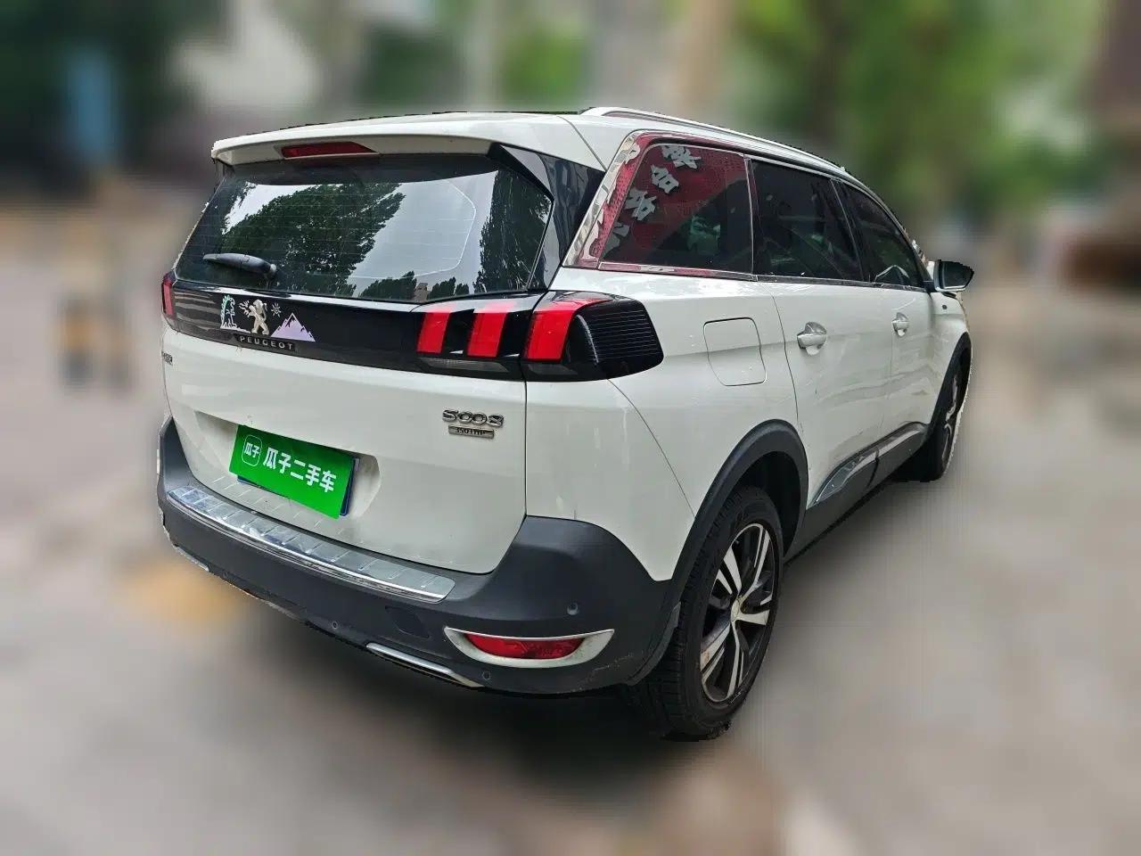 Peugeot 5008 2017 350THP 7-Seater Elite Edition — миниатюра 6