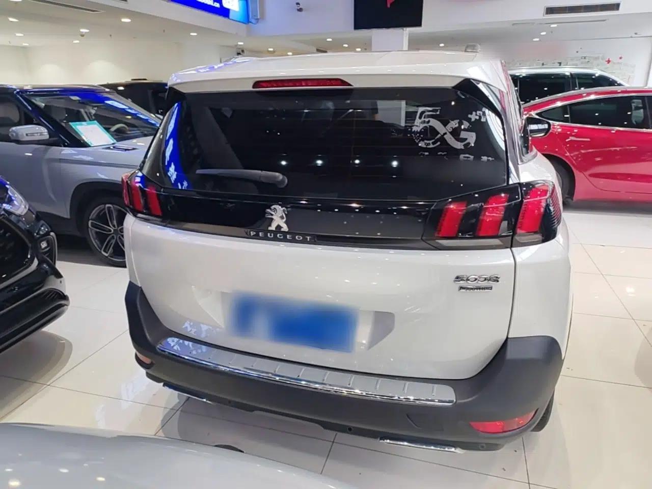 Peugeot 5008 2017 380THP 7-Seater Elite Edition — миниатюра 5