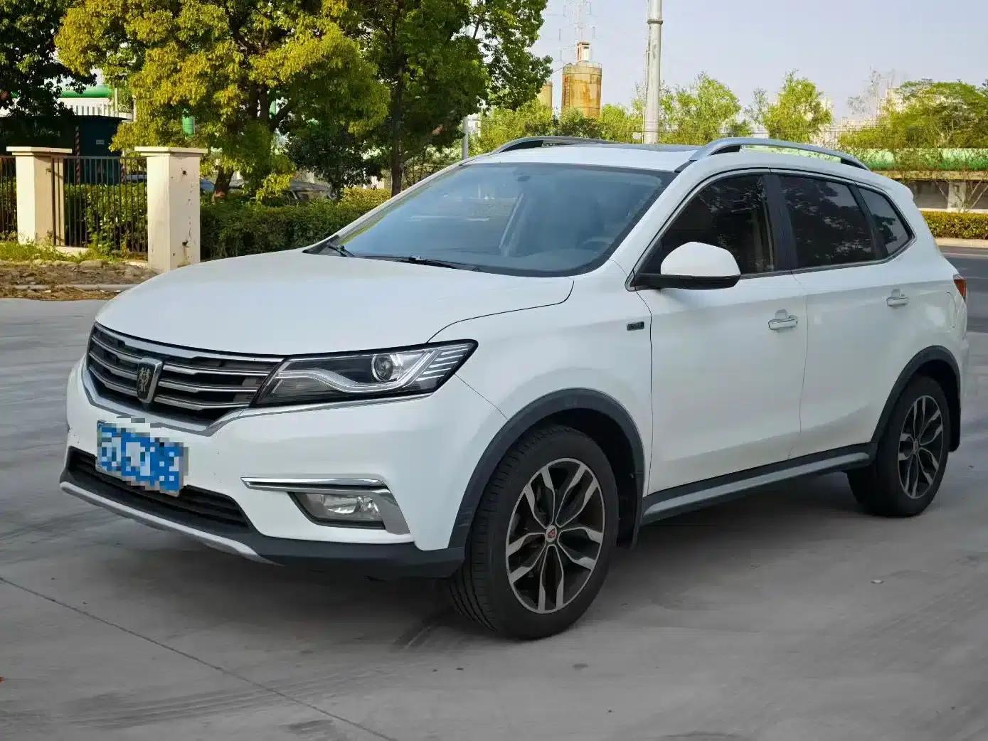 Roewe RX5 2016 20T Two-Wheel Drive Automatic Internet Smart Edition — миниатюра 3