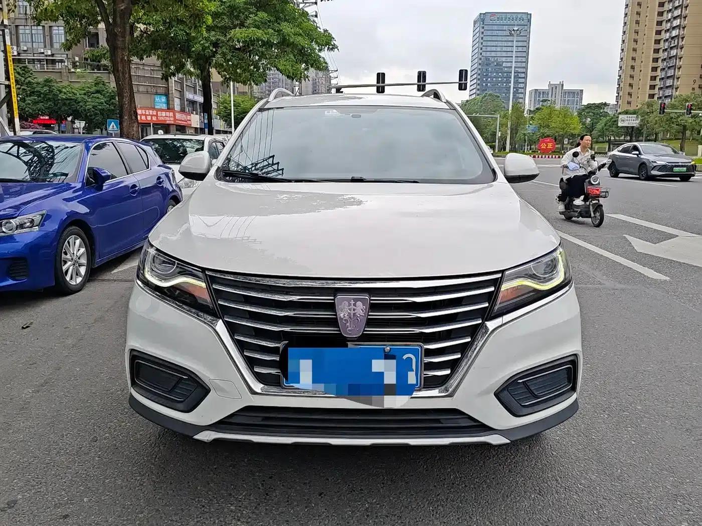 Roewe RX5 2022 330TGI Automatic National Trend Edition — миниатюра 2