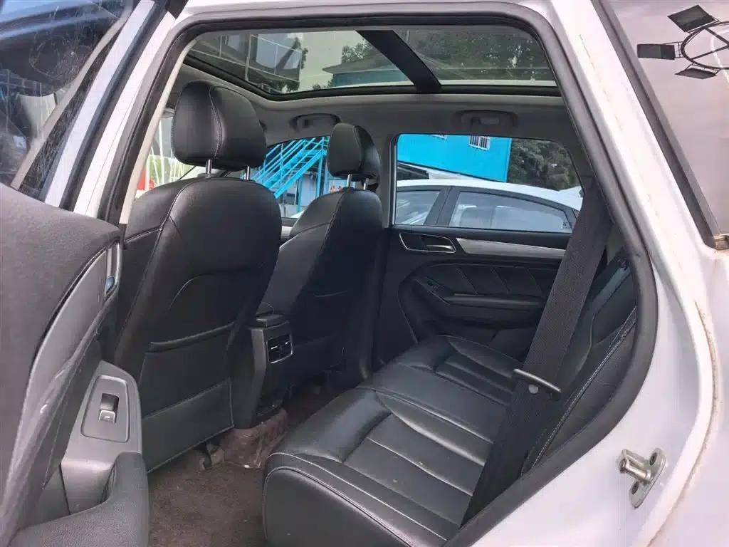 Roewe RX5 2016 30T 2WD Automatic Internet Smart Edition — миниатюра 10