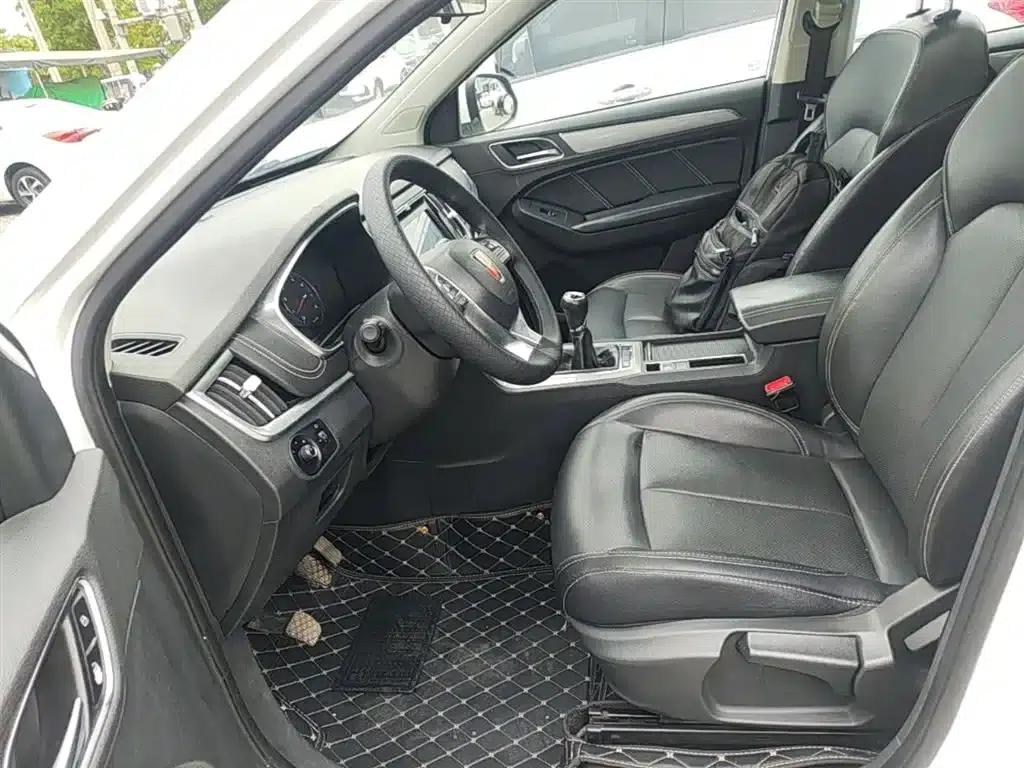 Roewe RX5 2016 20T 2WD Manual Flagship Edition — миниатюра 15