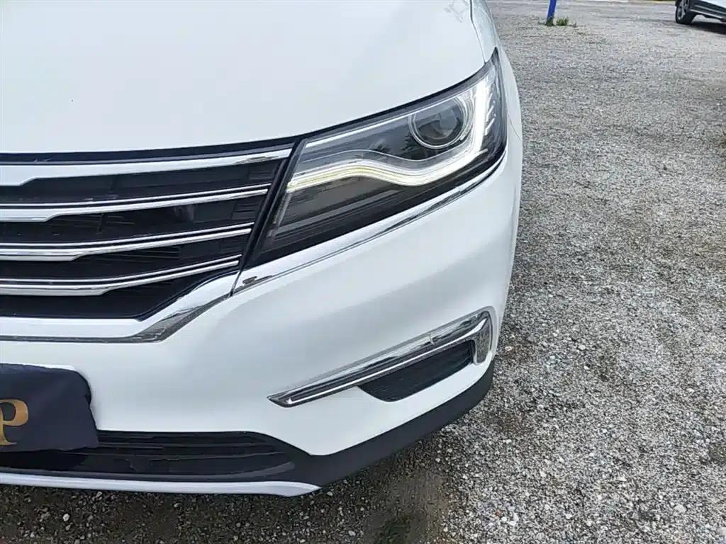 Roewe RX5 2016 20T 2WD Manual Flagship Edition — миниатюра 24