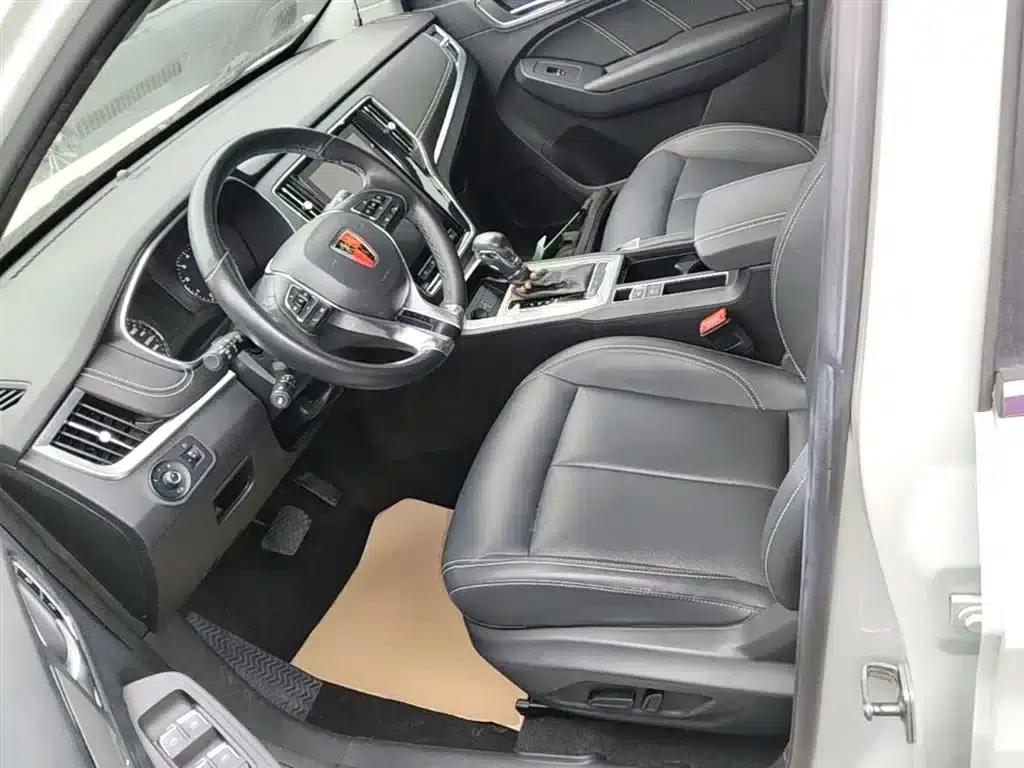 Roewe RX5 2020 20T Automatic 4G Connected Super Flagship Edition — миниатюра 15