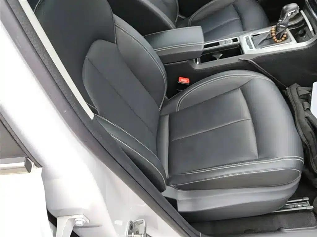 Roewe RX5 2020 20T Automatic 4G Connected Super Flagship Edition — миниатюра 25
