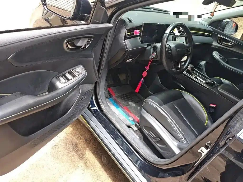 Roewe RX5 2021 PLUS 330TGI Automatic National Trend Smart Edition — миниатюра 13
