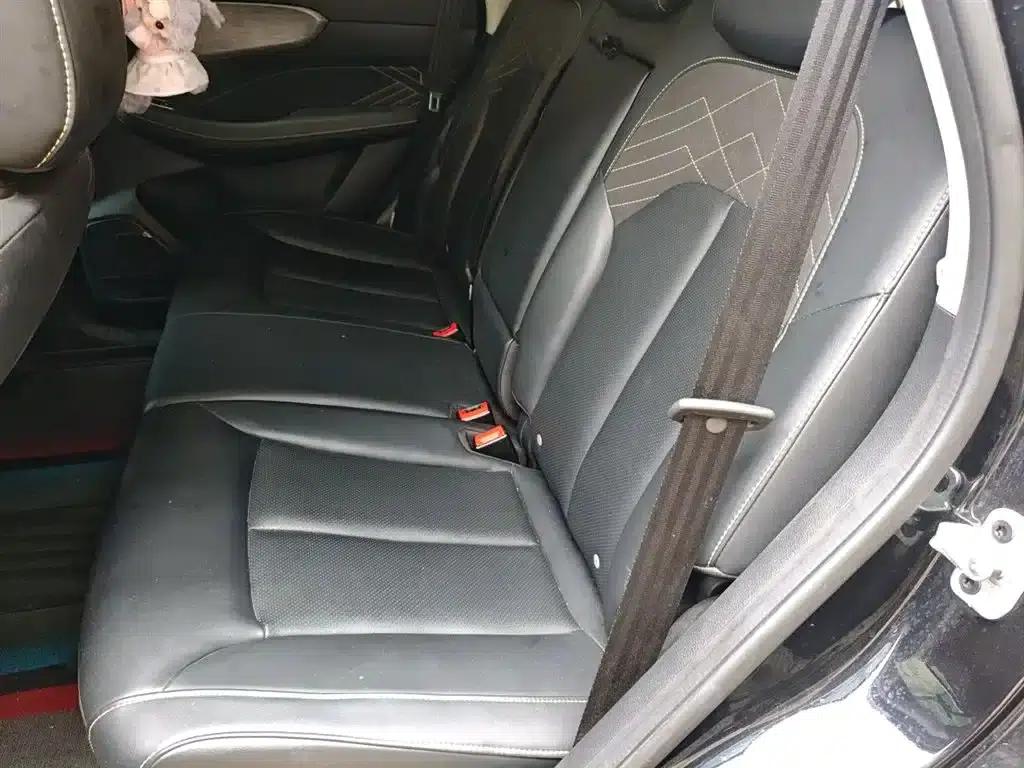 Roewe RX5 2021 PLUS 330TGI Automatic National Trend Smart Edition — миниатюра 14